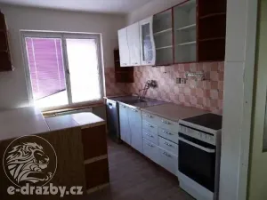 Dražba bytu 3+1, Libořice, 64 m2