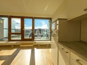 Pronájem bytu 1+kk, Praha - Holešovice, U měšťanského pivovaru, 35 m2