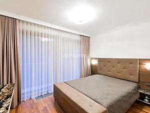 Pronájem bytu 4+1, Praha - Smíchov, Mozartova, 118 m2