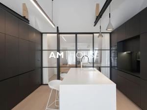Pronájem bytu 3+kk, Praha - Žižkov, Husinecká, 115 m2