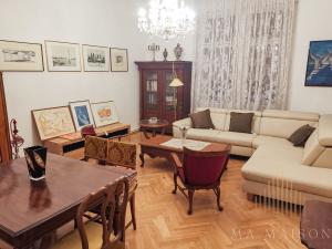 Pronájem bytu 3+1, Praha - Vinohrady, Římská, 105 m2
