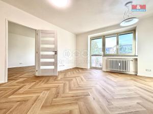 Pronájem bytu 2+1, Hradec Králové, Labská kotlina, 54 m2
