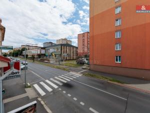 Pronájem bytu 2+1, Karlovy Vary - Stará Role, Závodu míru, 48 m2