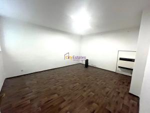 Prodej komerční nemovitosti, Praha - Michle, Nuselská, 45 m2