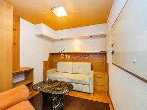 Prodej komerční nemovitosti, Praha - Ruzyně, Ciolkovského, 44 m2