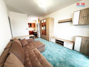 Pronájem bytu 2+kk, Kralupy nad Vltavou - Lobeček, Krakovská, 40 m2