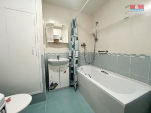 Pronájem bytu 2+kk, Kralupy nad Vltavou - Lobeček, Krakovská, 40 m2
