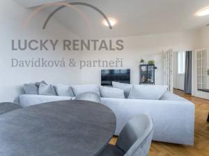 Pronájem bytu 2+1, Praha - Smíchov, U Malvazinky, 82 m2