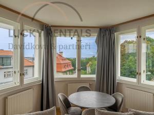 Pronájem bytu 2+1, Praha - Smíchov, U Malvazinky, 82 m2
