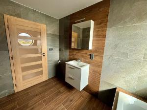 Pronájem bytu 3+kk, Klatovy, Dragounská, 83 m2