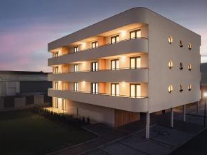 Pronájem bytu 3+kk, Klatovy, Dragounská, 83 m2