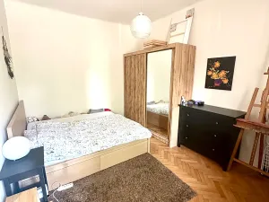 Pronájem bytu 1+1, Praha - Žižkov, Fibichova, 35 m2