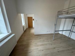 Pronájem bytu 1+kk, Praha - Žižkov, Roháčova, 25 m2