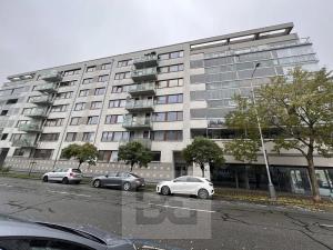 Pronájem bytu 2+kk, Praha - Holešovice, Osadní, 46 m2