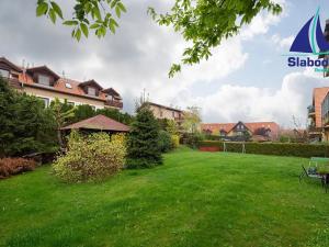 Pronájem bytu 1+kk, Jesenice, Lomená, 41 m2