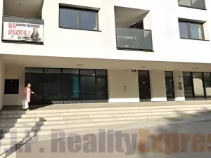 Prodej obchodního prostoru, Praha, Spojovací, 94 m2