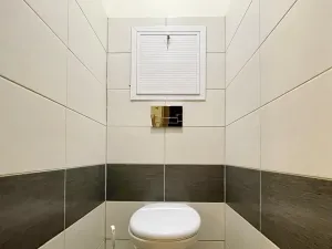 Prodej bytu 2+1, Jirkov, Jezerská, 61 m2