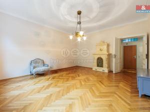 Prodej bytu 2+kk, Karlovy Vary, Svahová, 80 m2