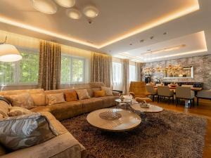 Prodej vily, Praha - Lysolaje, Čábelecká, 850 m2