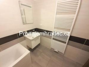 Pronájem bytu 2+kk, Hradec Králové, Kejzlarova, 61 m2