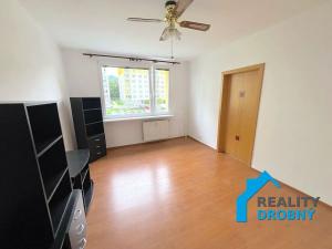 Pronájem bytu 3+1, Děčín, Kosmonautů, 66 m2