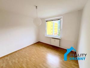 Pronájem bytu 3+1, Děčín, Kosmonautů, 66 m2