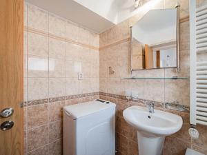 Pronájem bytu 2+kk, Praha - Staré Město, Celetná, 68 m2