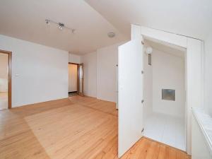 Pronájem bytu 3+1, Praha - Smíchov, V lesíčku, 110 m2