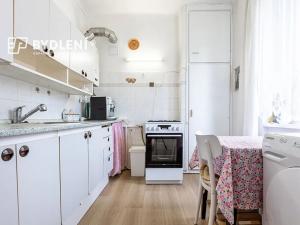 Prodej bytu 2+1, Teplice, Štúrova, 52 m2