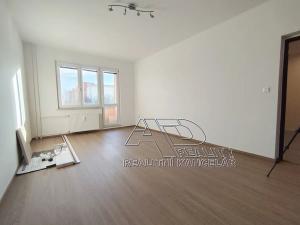 Pronájem bytu 2+kk, Praha, Na Petřinách, 50 m2