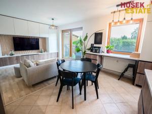 Prodej bytu 3+kk, Holubice, 74 m2