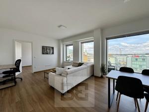 Pronájem bytu 2+kk, Zlín, Lorencova, 58 m2