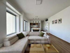 Pronájem bytu 2+kk, Zlín, Lorencova, 58 m2
