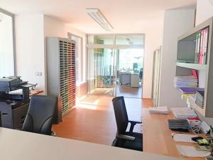 Pronájem kanceláře, Havlíčkův Brod, Husova, 250 m2