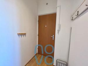 Pronájem bytu 1+kk, Praha - Malá Strana, Újezd, 23 m2