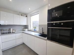 Pronájem bytu 4+kk, Praha - Kobylisy, Šimůnkova, 100 m2