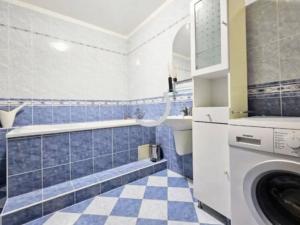 Pronájem bytu 4+kk, Praha - Kobylisy, Šimůnkova, 100 m2