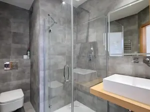 Pronájem bytu 4+kk, Praha - Kobylisy, Šimůnkova, 100 m2