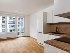 Pronájem bytu 1+kk, Praha - Vysočany, Smržových, 31 m2