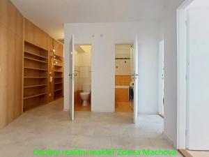 Pronájem bytu 3+kk, Praha - Háje, Brechtova, 67 m2