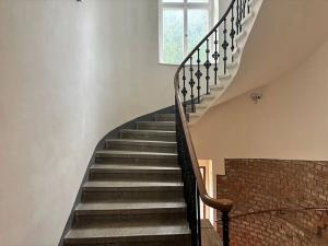 Pronájem bytu 1+1, Praha - Dejvice, Pod kaštany, 34 m2
