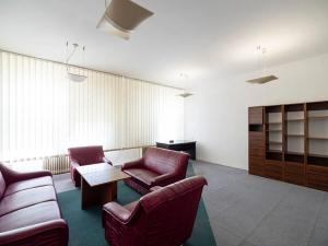 Prodej skladu, Čebín, 3507 m2