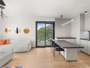 Pronájem bytu 2+kk, Praha - Modřany, Československého exilu, 58 m2