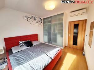 Pronájem bytu 2+kk, Brno, Místní, 45 m2