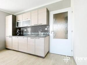 Pronájem bytu 2+kk, Slavkov u Brna, Slovanská, 57 m2
