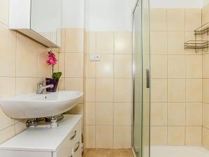Prodej bytu 2+1, Mydlovary, 64 m2