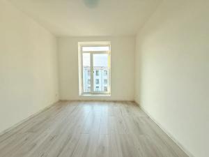 Pronájem bytu 2+kk, Milovice, Slepá, 55 m2