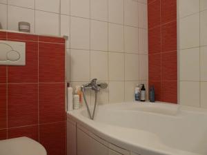 Pronájem bytu 2+1, Slavkov u Brna, sídliště Nádražní, 60 m2