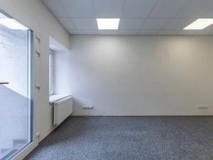 Prodej obchodního prostoru, Praha - Kobylisy, Klapkova, 246 m2