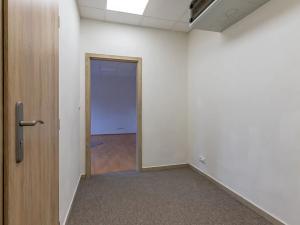 Prodej obchodního prostoru, Praha - Kobylisy, Klapkova, 246 m2